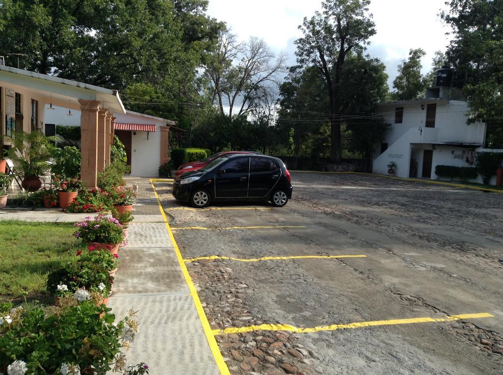 Hotel Tecozautla Kültér fotó